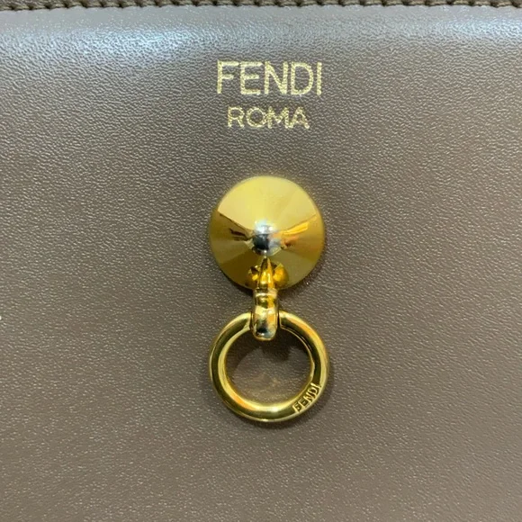 FENDI Bifold Wallet Visor
Way Leather Brown Women's
8M0401-6GM - Picture 15 of 16